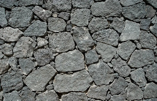 Modern ve Endüstriyel İç Tasarımın Vazgeçilmezleri: Beton mu Yoksa Taş mı?