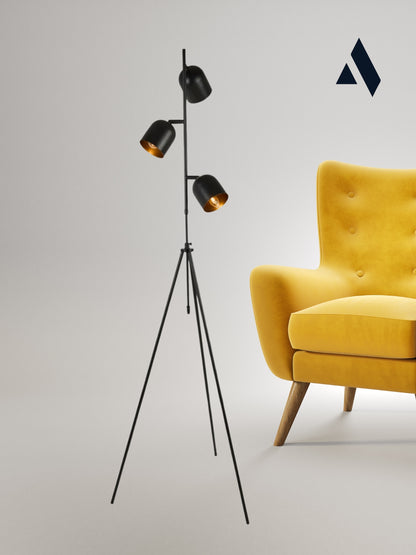 Horion 3 Başlıklı Siyah Tripod Lambader – Ayarlanabilir Yükseklik, Metal Gövde, Modern Tasarım