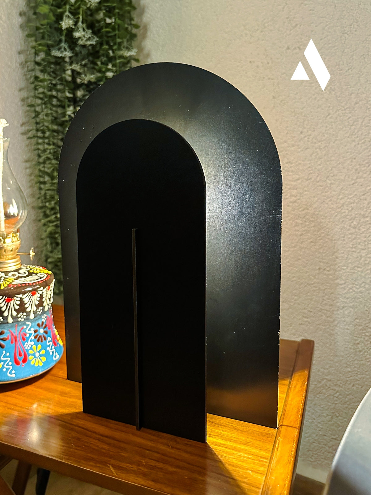 Lumea Masa Lambası – Estetik, Sade, Çift Yüzlü Aydınlatma Objesi